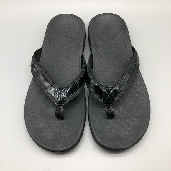 vionic black flip flops